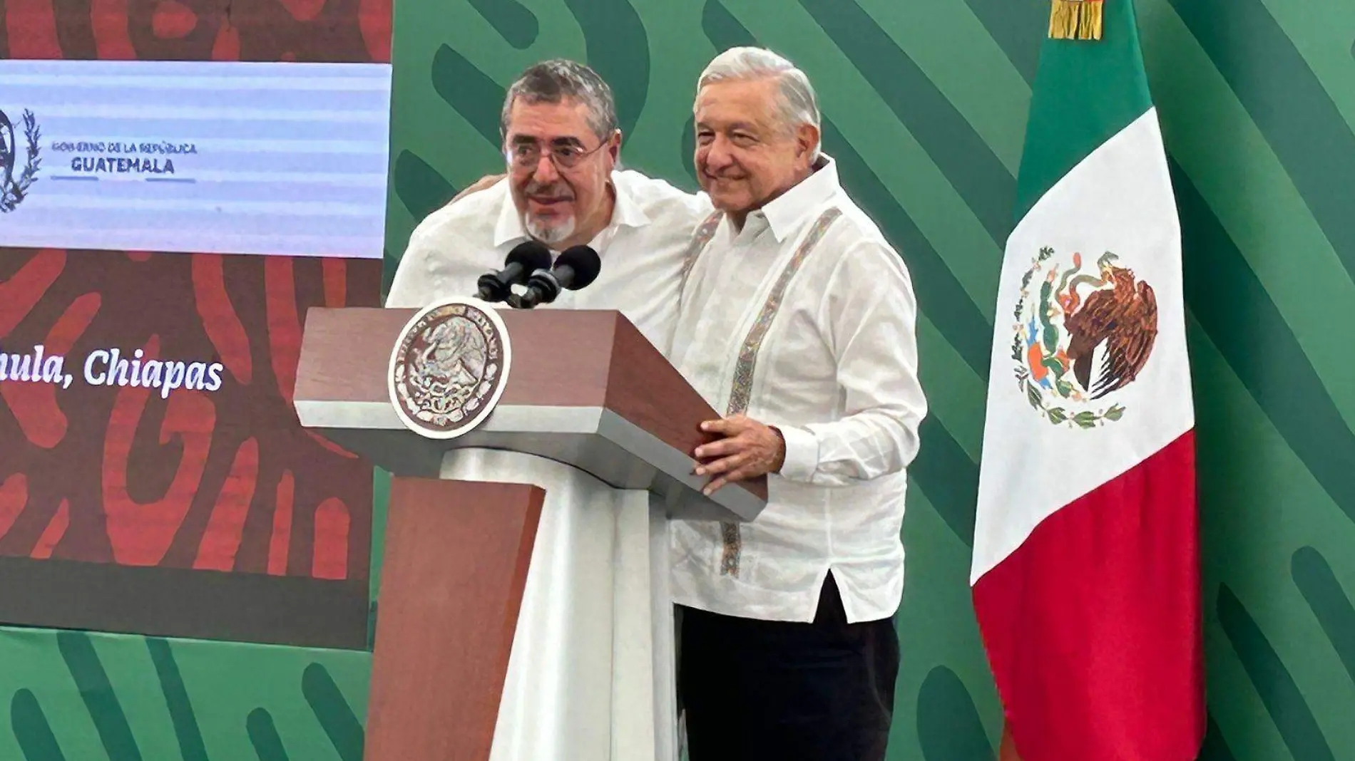 AMLO y Arévalo